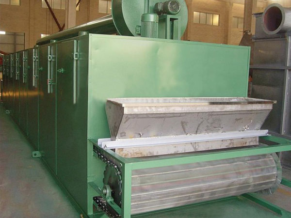 Single layer belt dryer